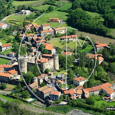 Casa vacanze Grande Maison Au Coeur D'un Village Historique Avec Terrasse Et Wifi Inclus - Fr-1-582-308 Saint-Vidal