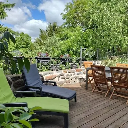 Casa vacanze Grande Maison Au Coeur D'un Village Historique Avec Terrasse Et Wifi Inclus - Fr-1-582-308