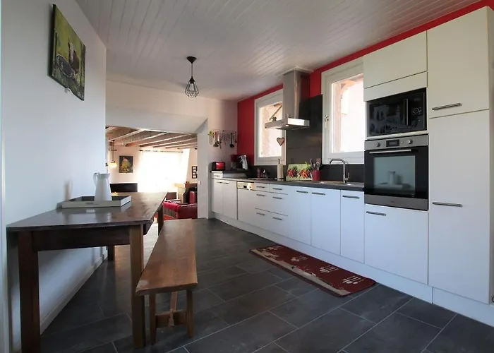 Grande Maison Au Coeur D'un Village Historique Avec Terrasse Et Wifi Inclus - Fr-1-582-308 Saint-Vidal