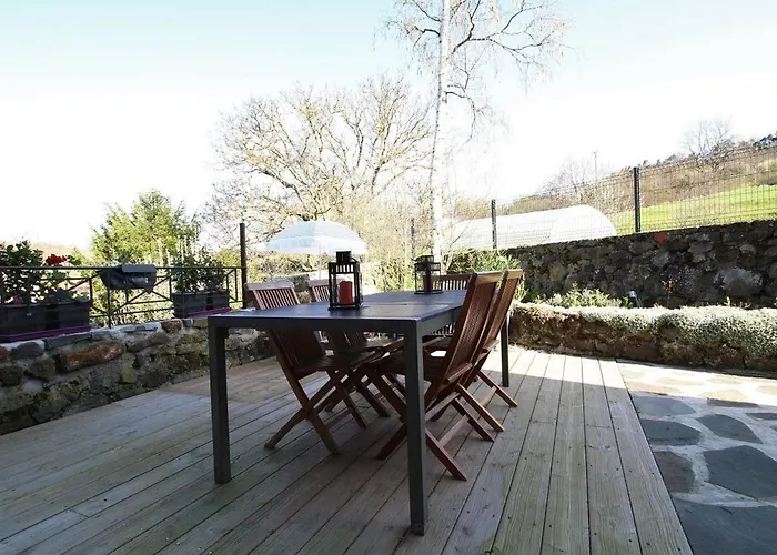 Σπίτι διακοπών Grande Maison Au Coeur D'un Village Historique Avec Terrasse Et Wifi Inclus - Fr-1-582-308 *