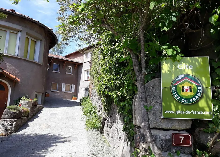 Grande Maison Au Coeur D'un Village Historique Avec Terrasse Et Wifi Inclus - Fr-1-582-308